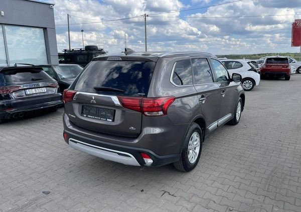 Mitsubishi Outlander cena 66900 przebieg: 103200, rok produkcji 2020 z Zaklików małe 106